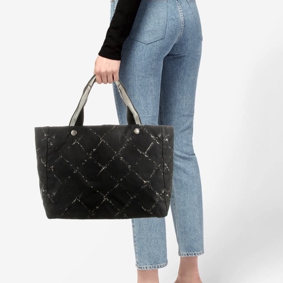 CHANEL Handbags - CHANEL Travel Line Ligne Tote Black and Cream Quilted Bag